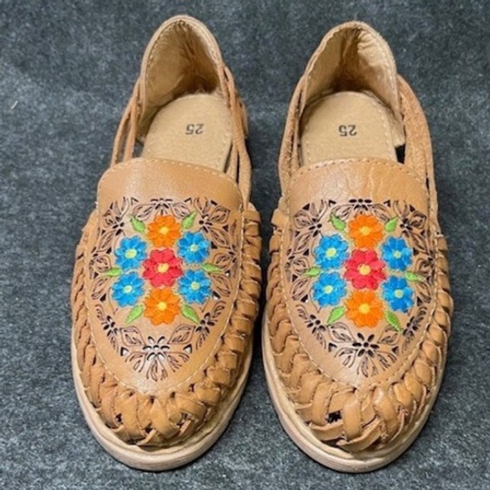 Mexican Huarache Sandals Tan Leather Embroidered Floral Woven Flats Bohemian